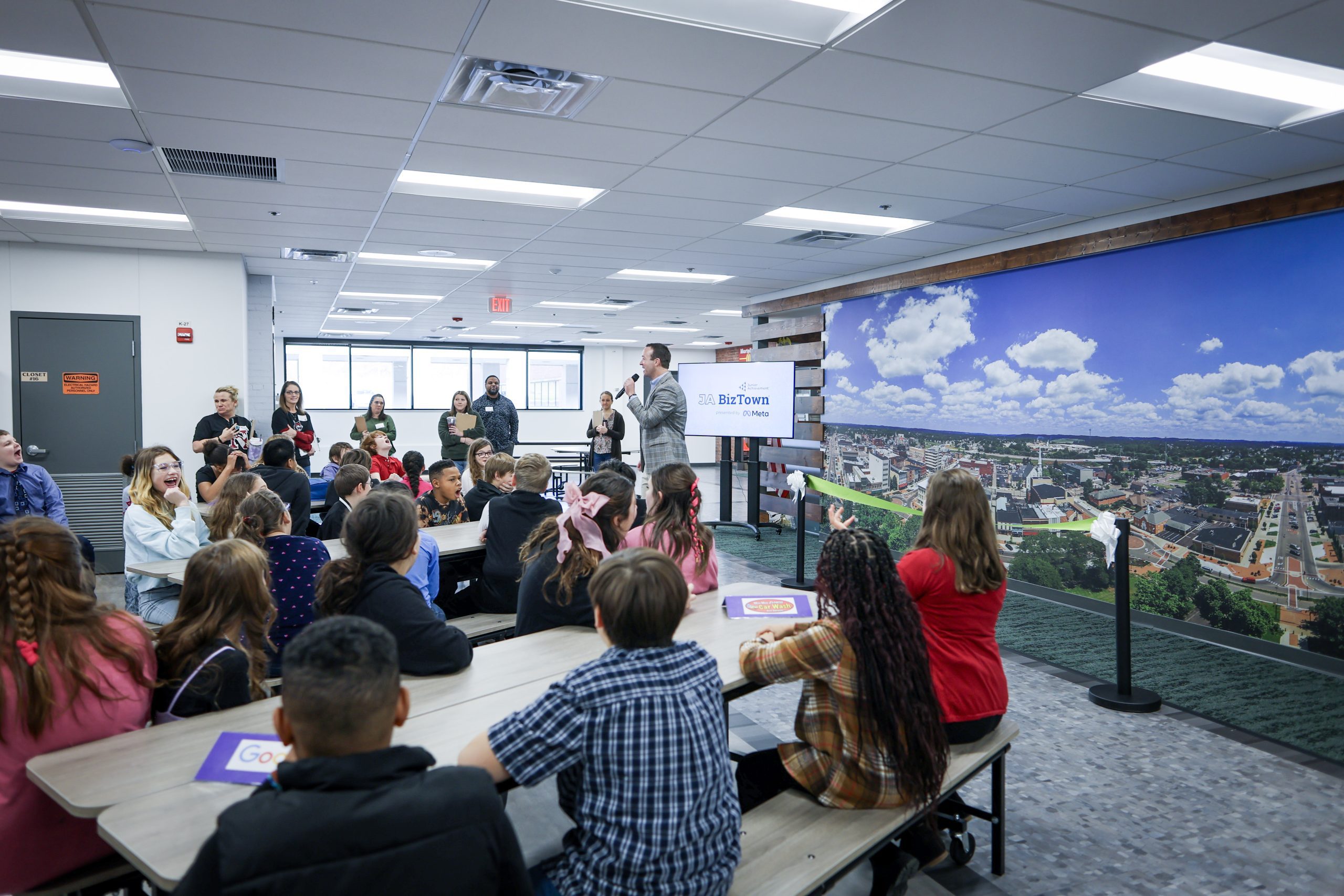 Students in JA BizTown Townsquare